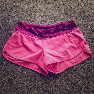 Lululemon running shorts size 6